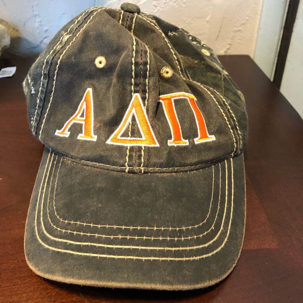 Adpi hat